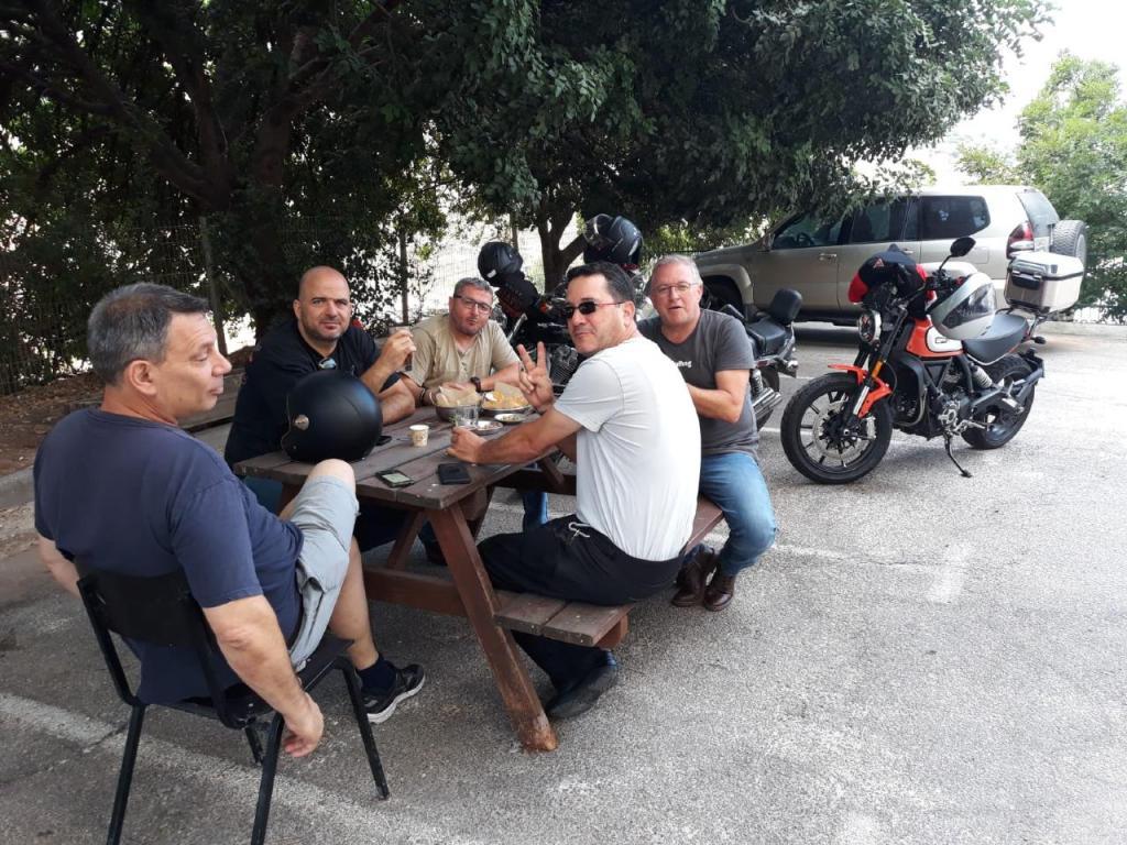 מבשלת הגיבור מבשלת הגיבור