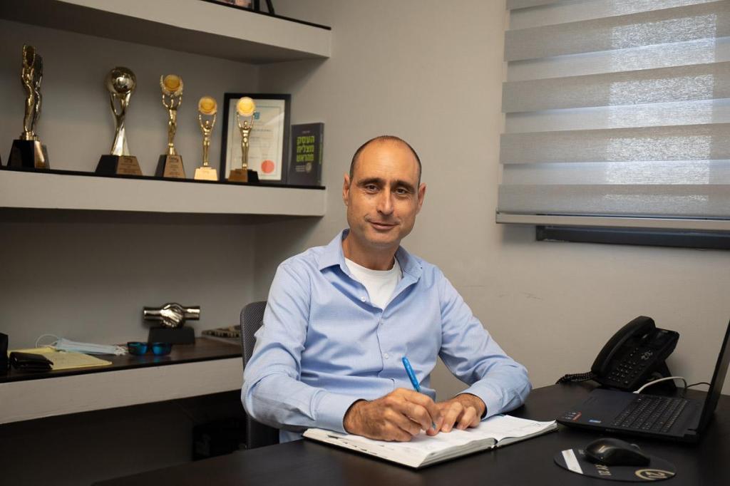 מיקי קודה מיקי קודה