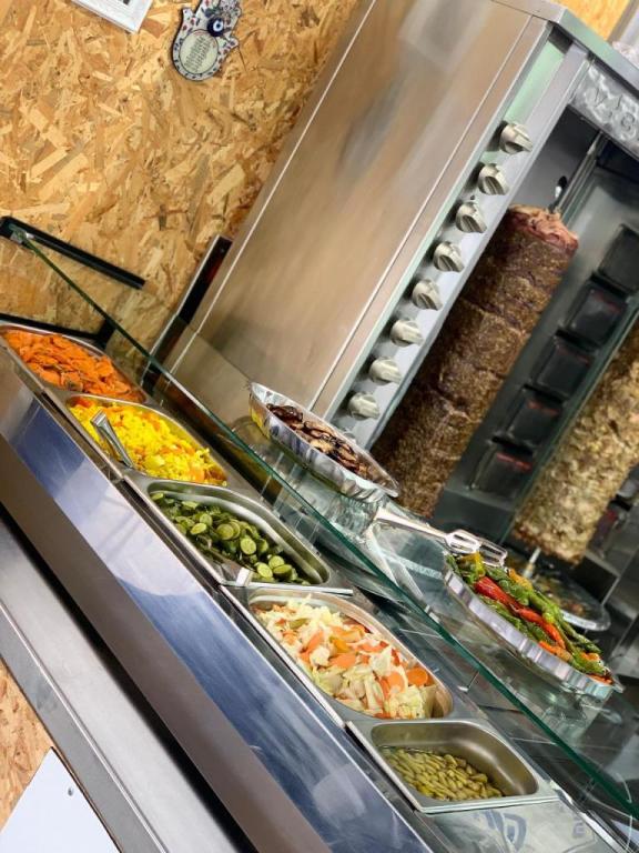 אצל אדרי אצל אדרי