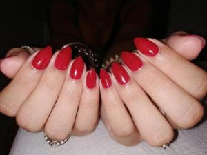 ציפורניים עד הביתR.nail