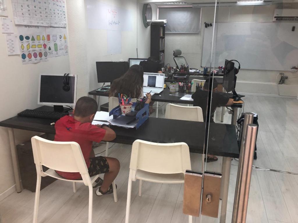 מתמטי קל מתמטי קל