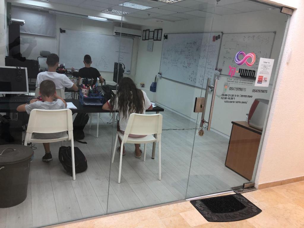 מתמטי קל מתמטי קל