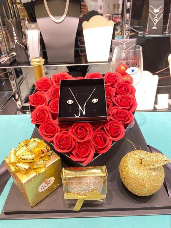 לימור פריד קוסמטיקה שיזוף ומתנות לימור פריד קוסמטיקה שיזוף ומתנות