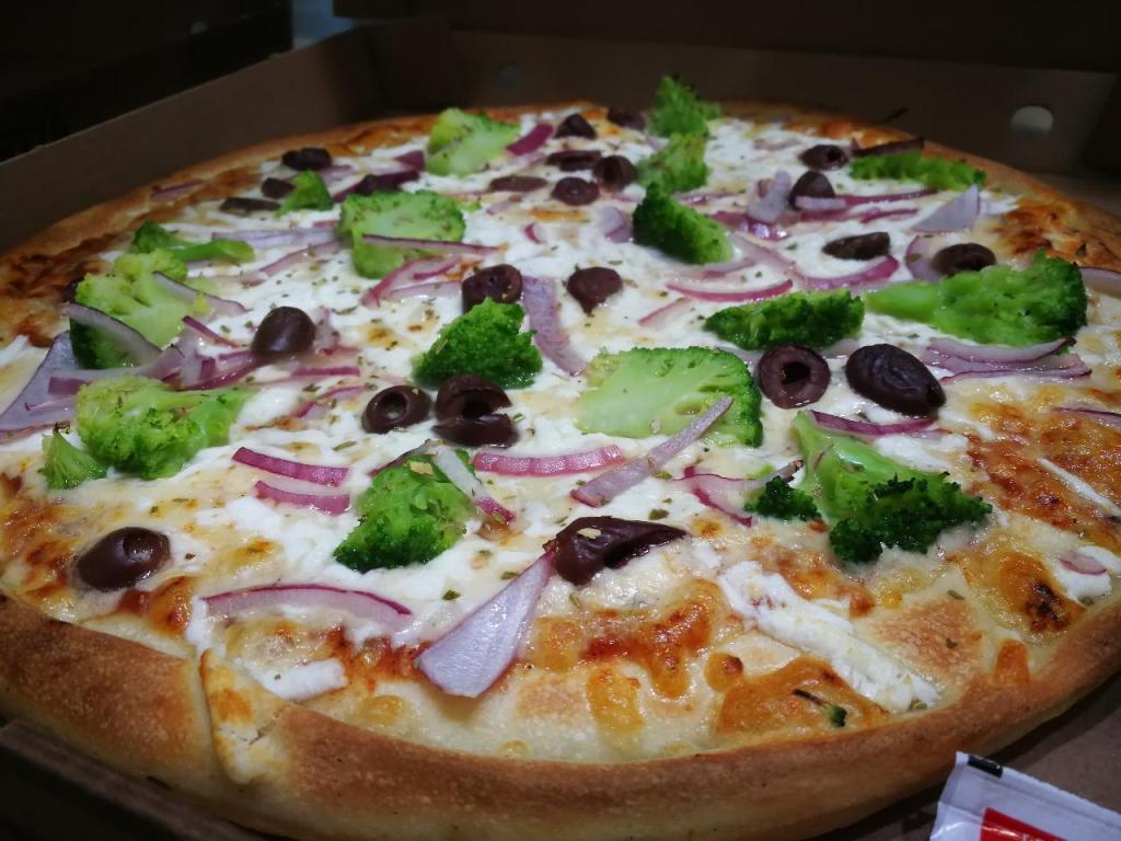 פיצריה דלה נונה פיצריה דלה נונה