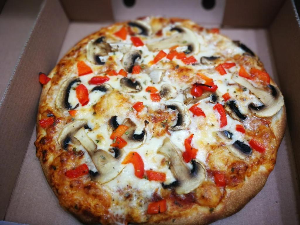 פיצריה דלה נונה פיצריה דלה נונה