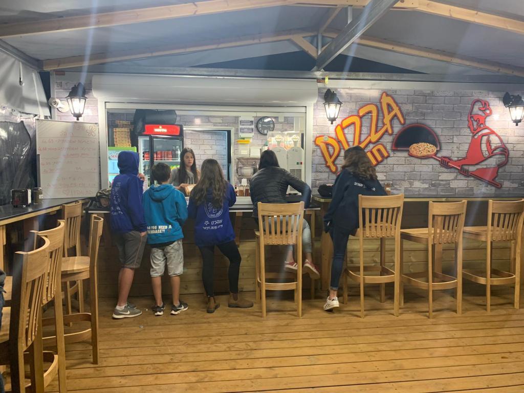 פיצה חוב"ב פיצה חוב"ב