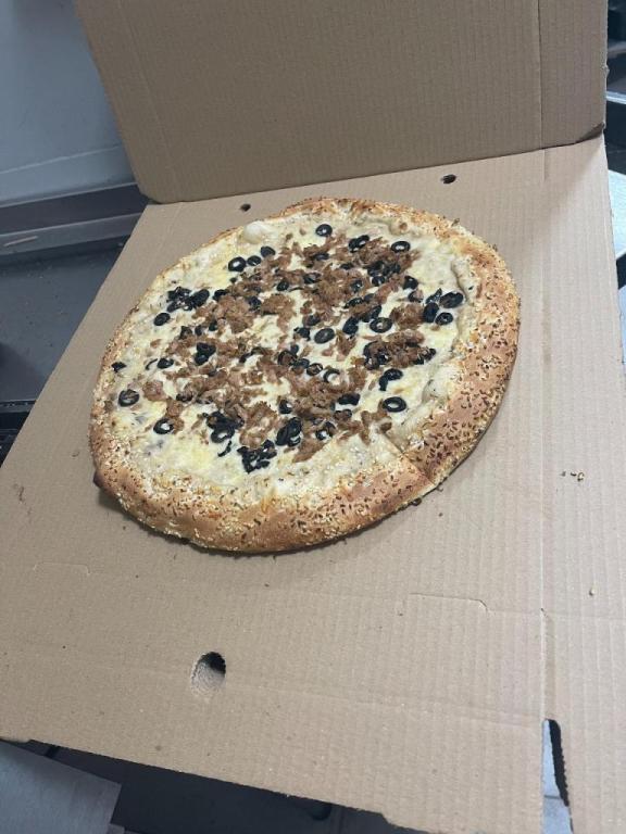 פיצה סלפי פיצה סלפי