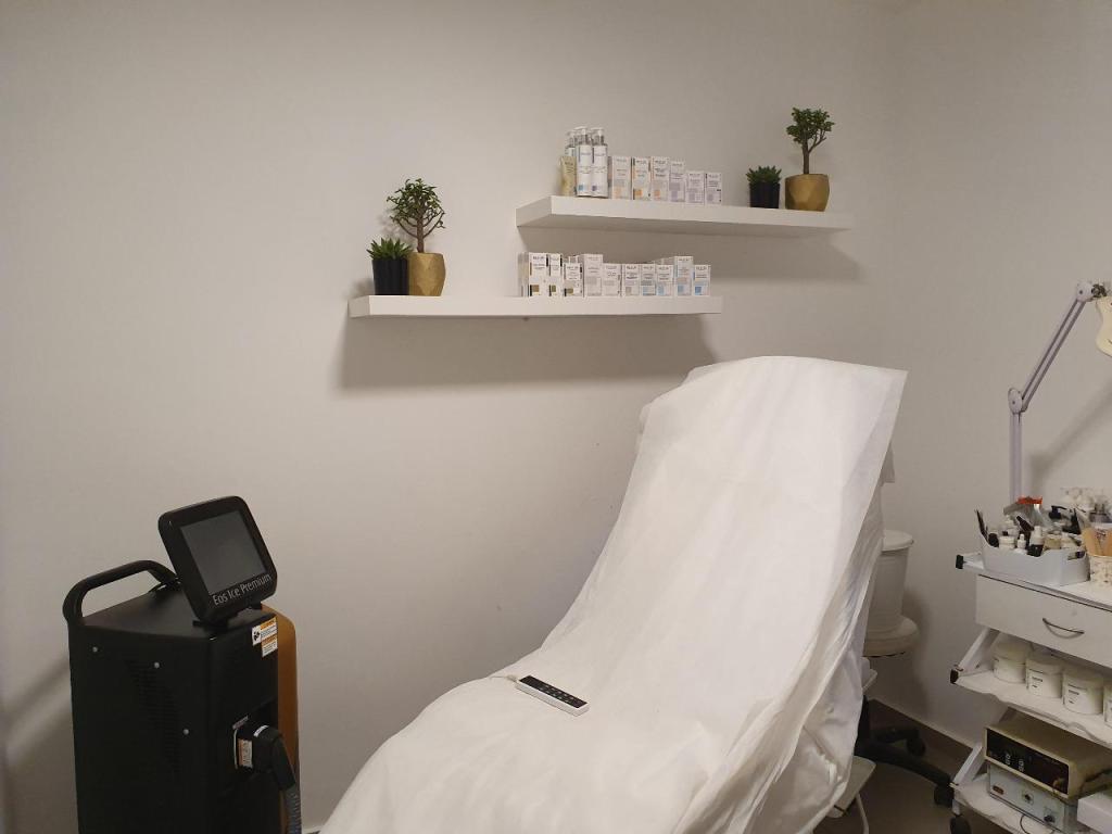 דנה פרץ דנה פרץ