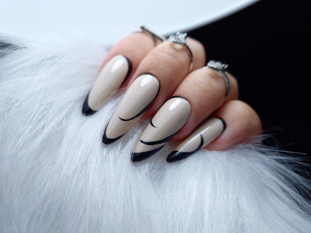 ציפורניים Nails & You ציפורניים Nails & You