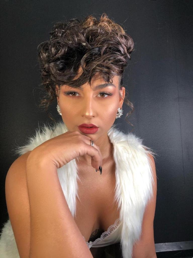 אלישבע עיצוב שיער אלישבע עיצוב שיער