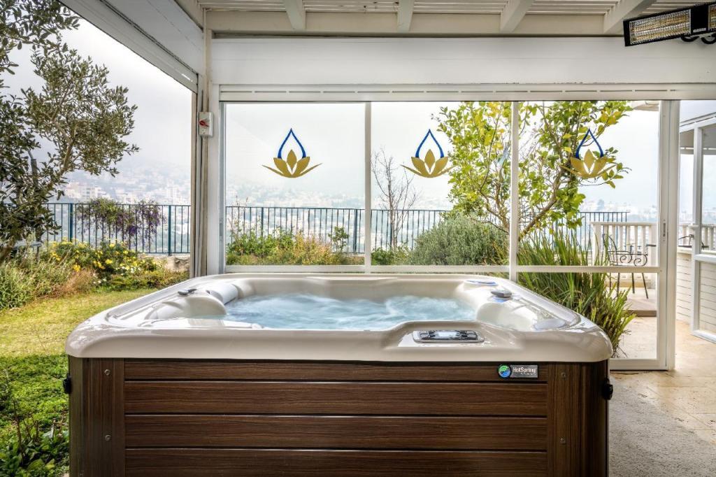 אחוזת המים אחוזת המים