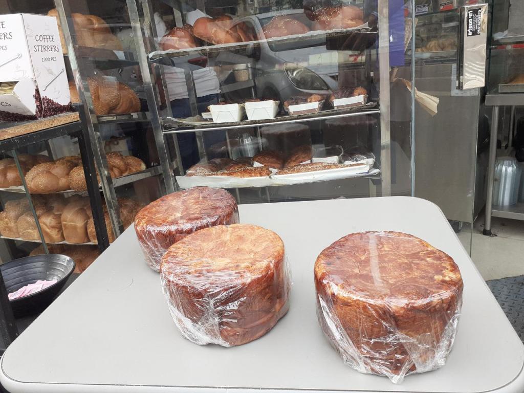 שפע לחמים ומאפים שפע לחמים ומאפים