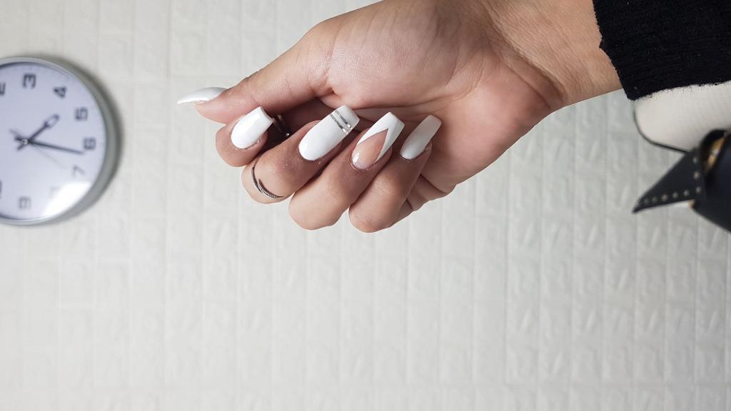 ציפורניים יפעת אגמי ציפורניים יפעת אגמי