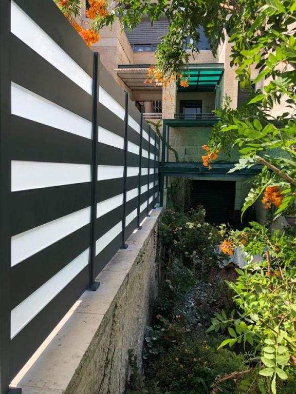 א.ד אלומיניום א.ד אלומיניום