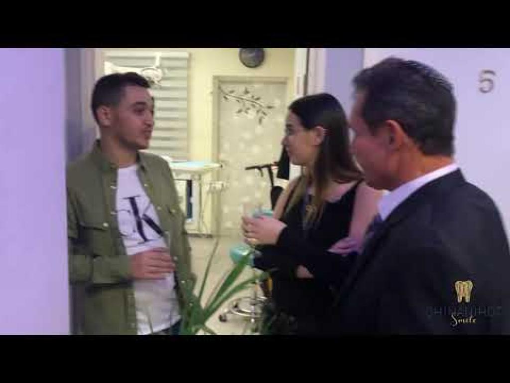 שינניהוט סמייל שינניהוט סמייל