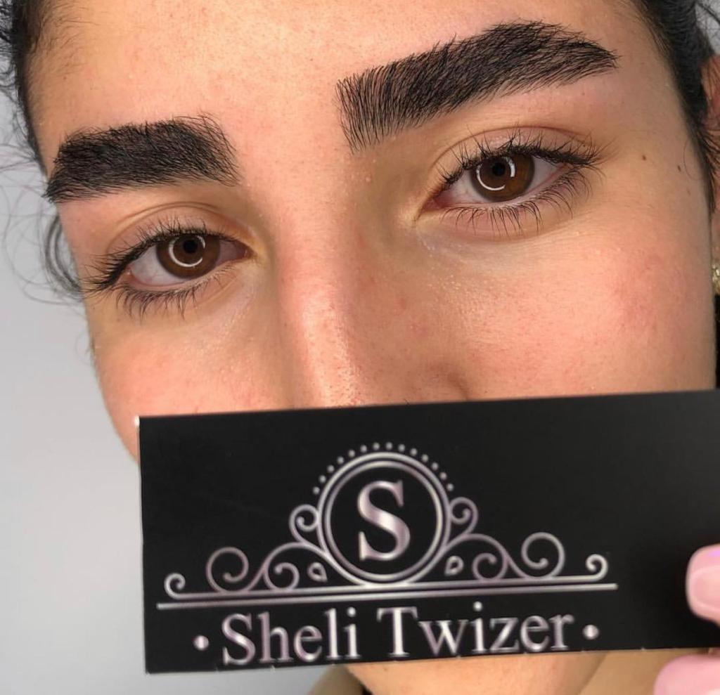 שלי טויזר שלי טויזר