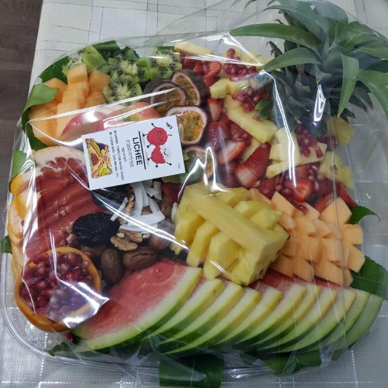 ליצ'י מגשי פירות מעוצבים ליצ'י מגשי פירות מעוצבים
