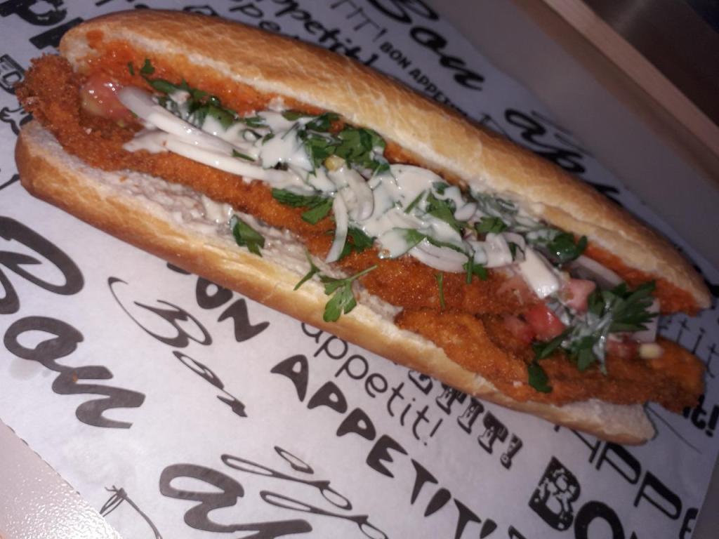 באגט הרואה באגט הרואה