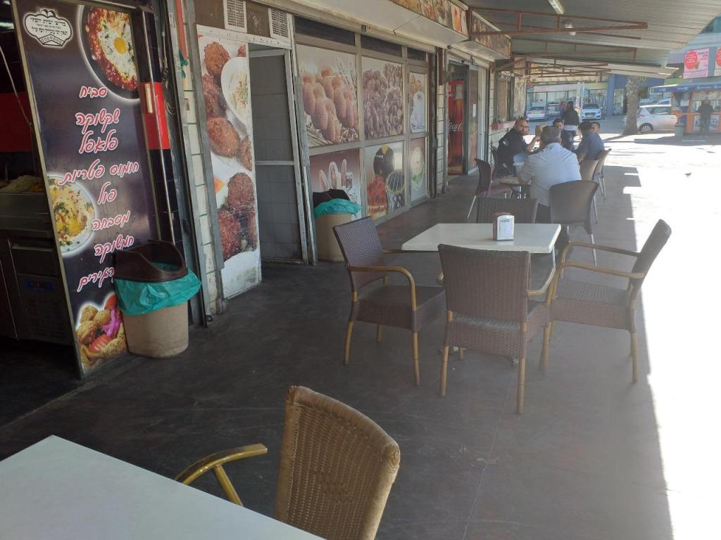 פלאפל שולחן ערוך פלאפל שולחן ערוך