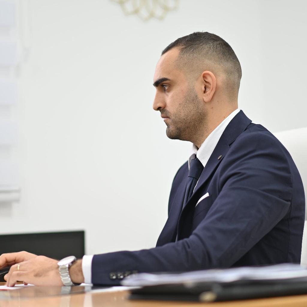 חיים שוקרני עו"ד חיים שוקרני עו"ד