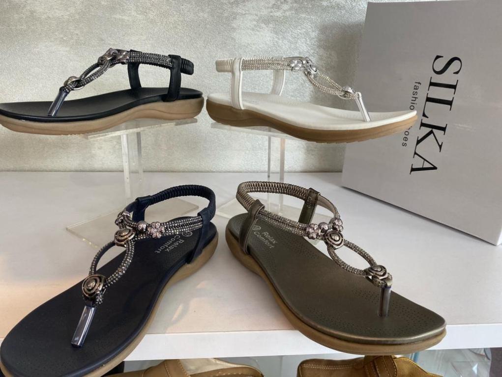 נעלי סילקה נעלי סילקה