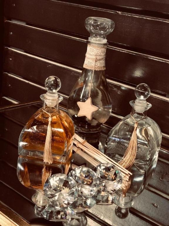 מור אנד מור מור אנד מור