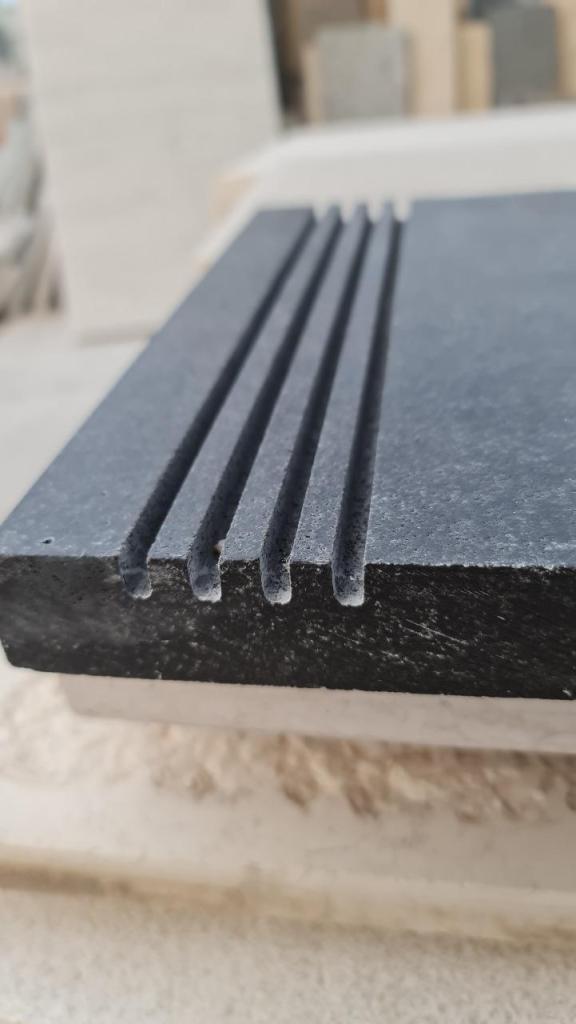 צ'רסטון צ'רסטון