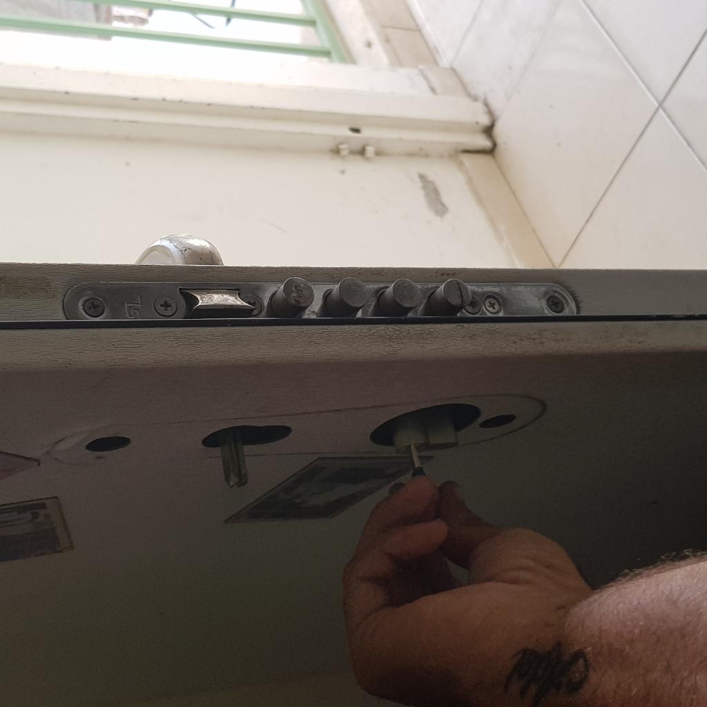 דודו המנעולן a.n דודו המנעולן a.n