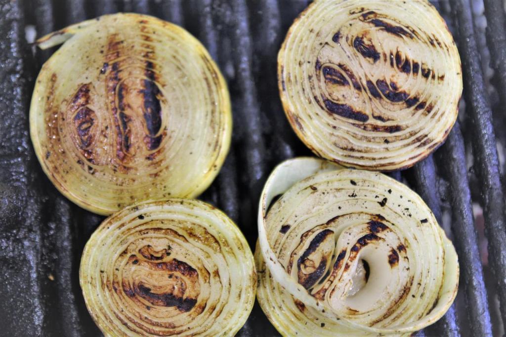 ג'אנגו מזללת גריל בפיתה ג'אנגו מזללת גריל בפיתה