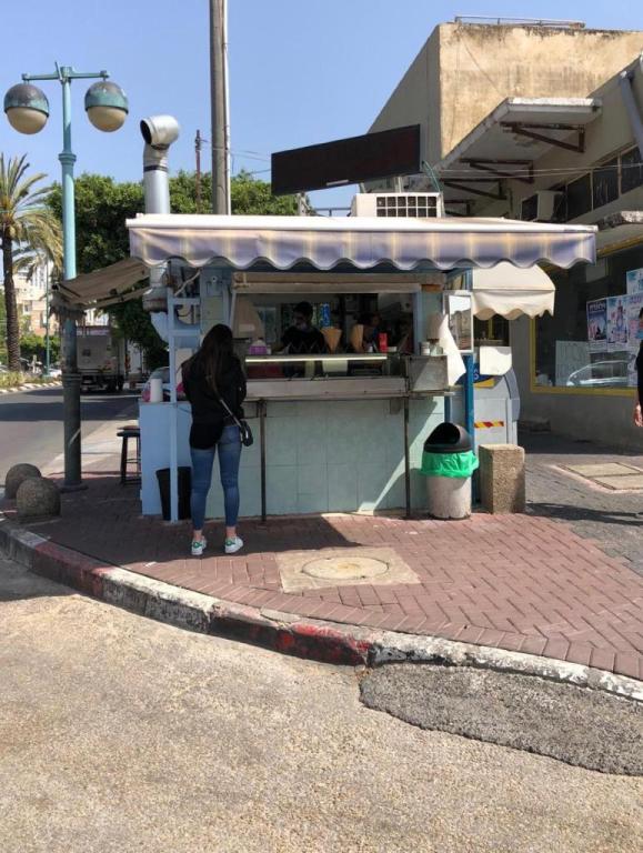 פלאפל כדורי הבוטקה כחול פלאפל כדורי הבוטקה כחול