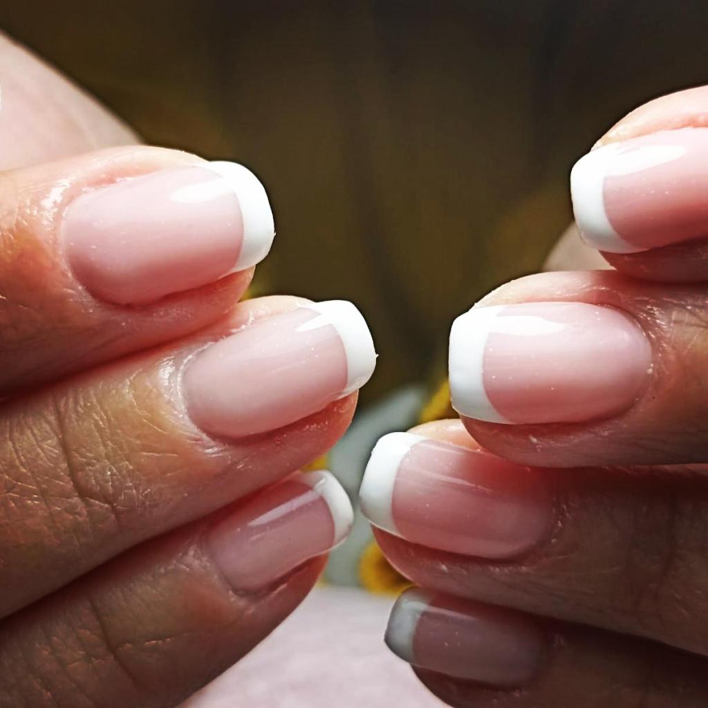 אלינור אלינור