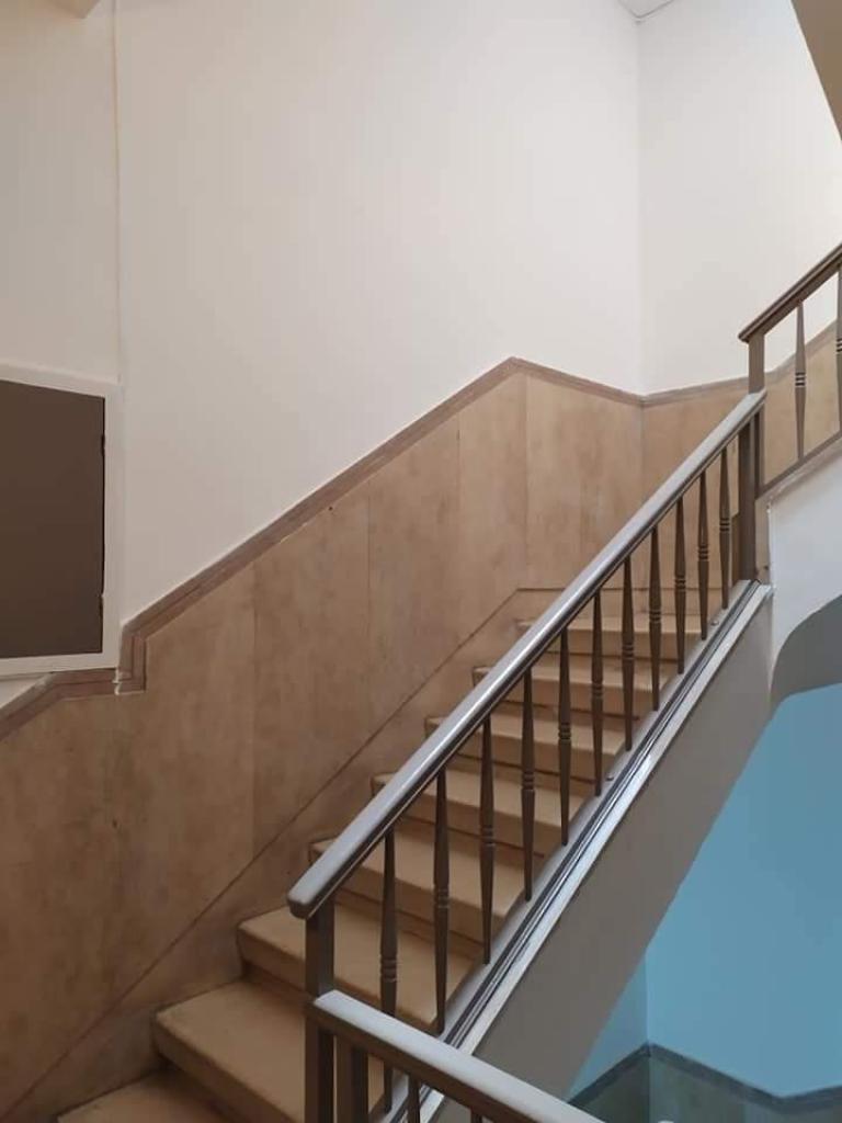 בית לבן בית לבן