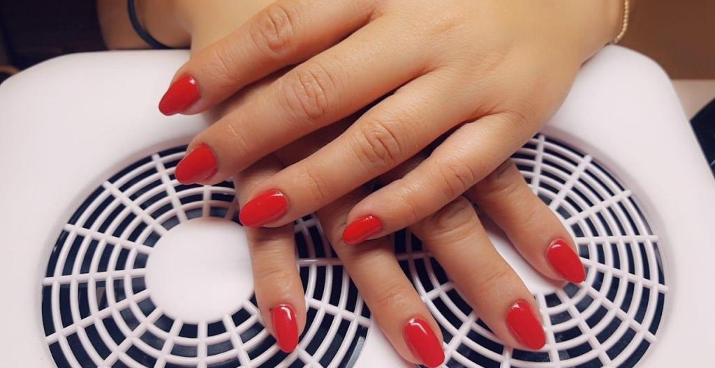 קלי ציפורניים קלי ציפורניים