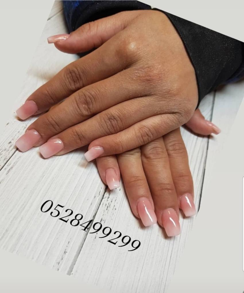 קלי ציפורניים קלי ציפורניים