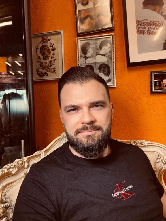 Darling barbershop Darling barbershop