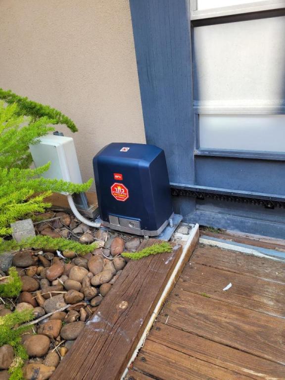 כתר שערים חשמליים כתר שערים חשמליים