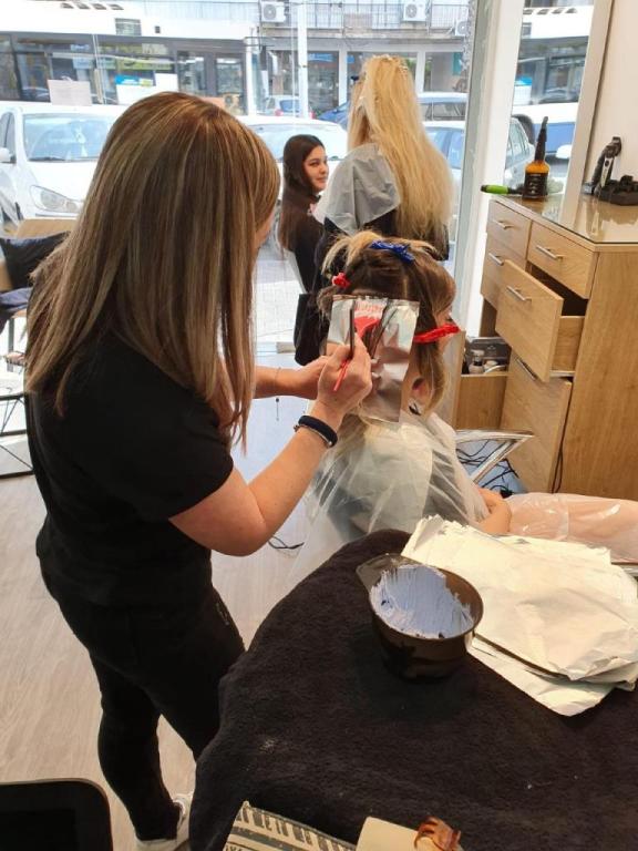 אקי וטלי עיצוב שיער אקי וטלי עיצוב שיער