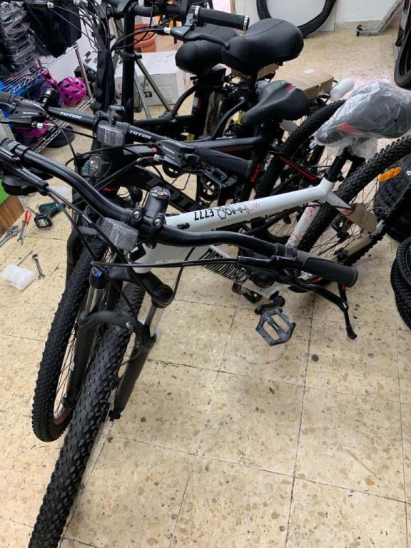 יותם בייק יותם בייק