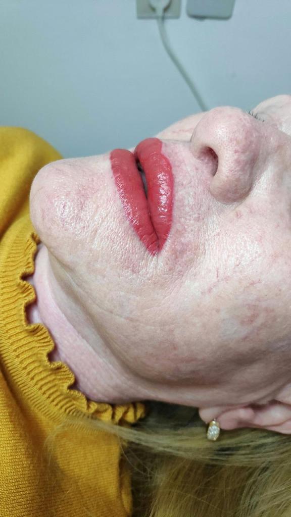 מירי קוסמטיקה וציפורניים מירי קוסמטיקה וציפורניים