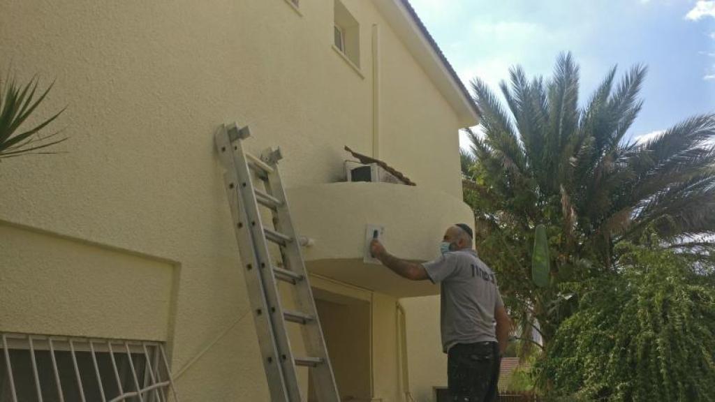 אלופים בצבע אלופים בצבע