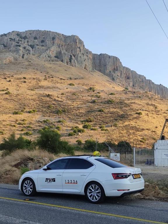 מוניות קריסטו מוניות קריסטו