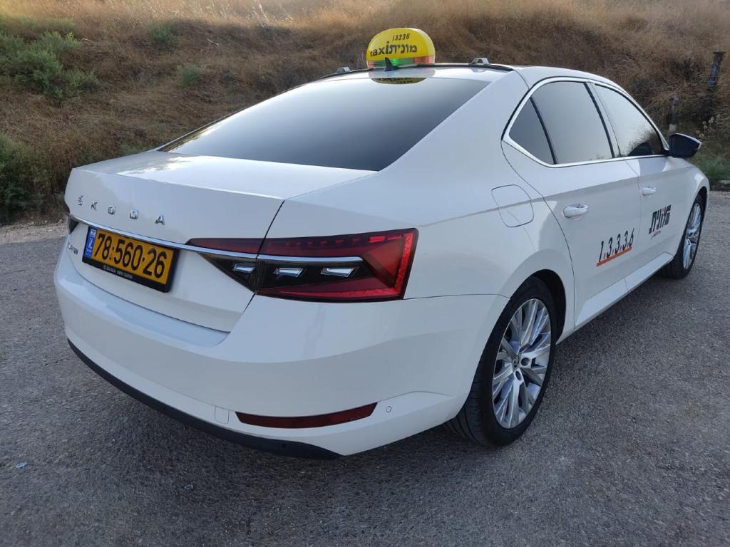 מוניות קריסטו מוניות קריסטו