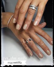 Veredm.nails