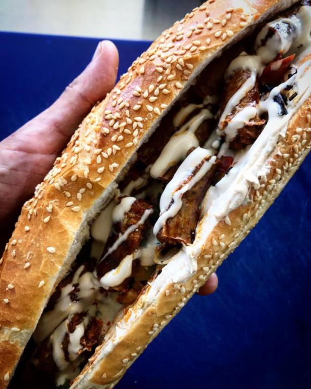 אצל נונה בשרים על האש אצל נונה בשרים על האש