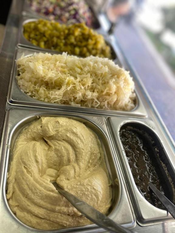 פלאפל פינתי פלאפל פינתי