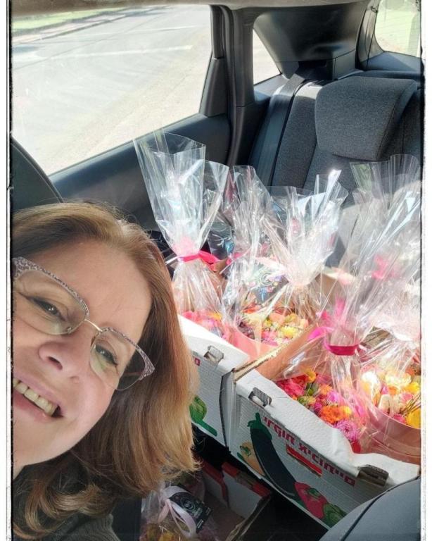 Pick Up שליחויות מכל הלב Pick Up שליחויות מכל הלב