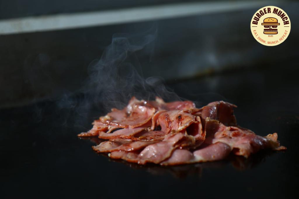 בורגר מאנץ' בורגר מאנץ'