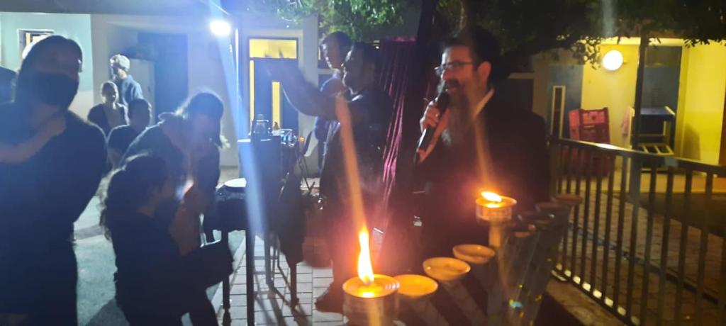 ופרצת הפינה היהודית ופרצת הפינה היהודית