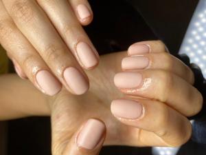 Daniella nails
