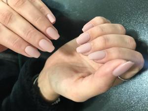 Daniella nails